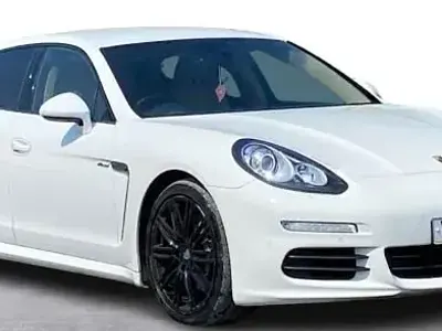 Used Porsche Panamera 300 HP (220 kW) 2014 White Hatchback