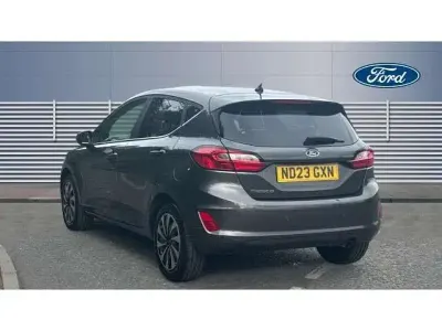 Używany Ford Fiesta Titanium 100 KM (73 kW) 2023 Szary Hatchback