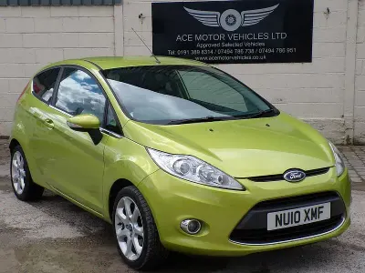 Used Ford Fiesta Zetec 82 HP (60 kW) 2010 Green Hatchback