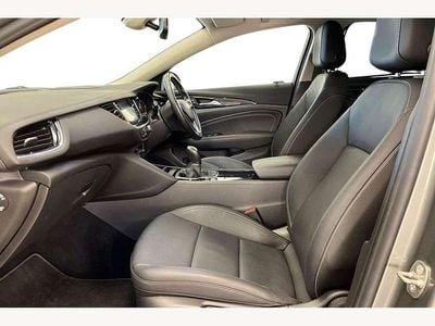 Used Vauxhall Insignia Elite 165 HP (121 kW) 2018 Grey Estate