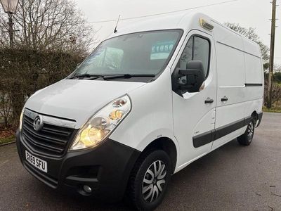 Used Vauxhall Movano 130 HP (95 kW) 2019 White MPV