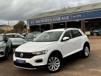 White Used 2019 VW T-Roc SE SUV | £15,895 (Fair price)