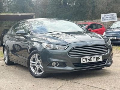 Used Ford Mondeo Titanium 150 HP (110 kW) 2015 Green Hatchback