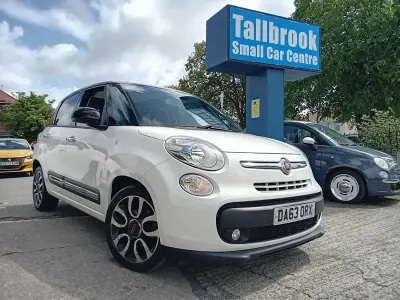 Używany Fiat 500L Lounge 105 KM (77 kW) 2014 Biały Minivan