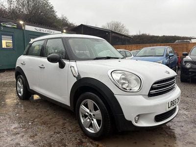 Used Mini One Countryman 98 HP (72 kW) 2015 White SUV