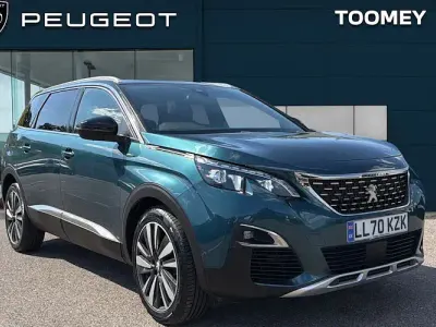 Used Peugeot 5008 Premium 131 HP (96 kW) 2020 Green SUV