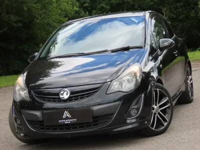 Used Vauxhall Corsa Edition 100 HP (73 kW) 2014 Black Hatchback