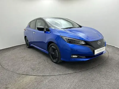 Used Nissan Leaf Tekna 110 kW (150 HP) 2022 Blue Hatchback