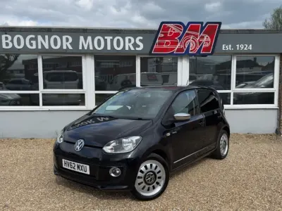 Begagnad VW up! 2012 Svart Halvkombi