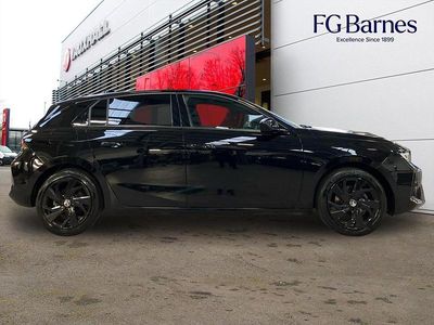 Used Vauxhall Astra S 128 HP (94 kW) 2024 Black Hatchback