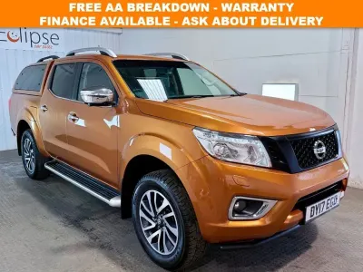 Used Nissan Navara S 190 HP (139 kW) 2017 Yellow Pickup