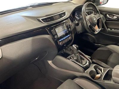 Begagnad Nissan Qashqai N-Connecta 2020 Svart SUV