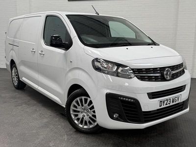 Used Vauxhall Vivaro S 100 HP (73 kW) 2023 White MPV