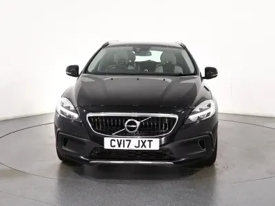 Used Volvo V40 2017 Black Hatchback