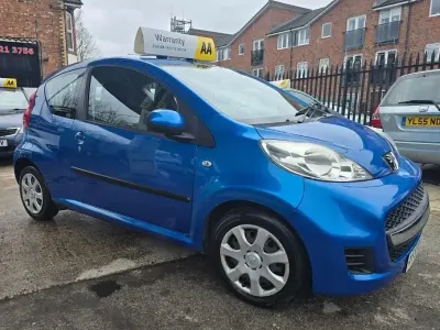 Second-hand Peugeot 107 68 CP (50 kW) 2009 Albastru Hatchback