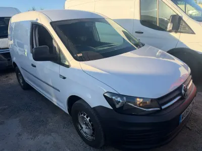 Usado VW Caddy Startline 75 HP (55 kW) 2016 Branco Monovolume