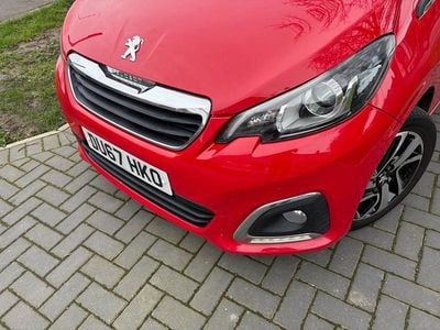 Used Peugeot 108 Allure 82 HP (60 kW) 2017 Red Hatchback