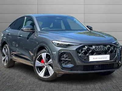 Used Audi Q5 Sportback Advanced 201 HP (147 kW) 2025 Volcano grey SUV