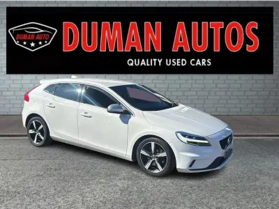 Usado Volvo V40 R-Design 152 HP (111 kW) 2016 Branco Citadino