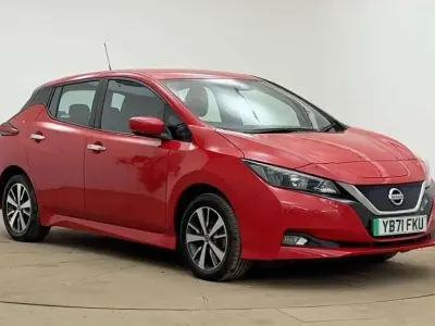 Used Nissan Leaf Acenta 110 kW (150 HP) 2021 Red Hatchback