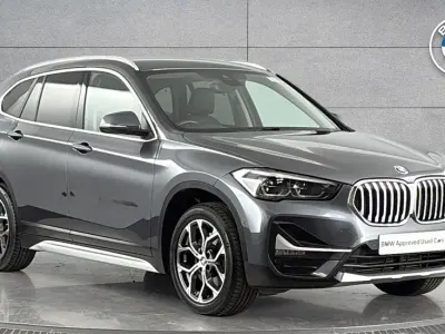 Begagnad BMW X1 xLine 176 HK (129 kW) 2021 Grå SUV