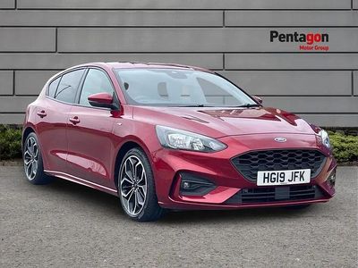 Used Ford Focus ST-Line X 123 HP (90 kW) 2019 Red Hatchback