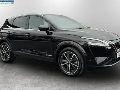 Used Nissan Qashqai Tekna 190 HP (139 kW) 2023 Pearl black SUV
