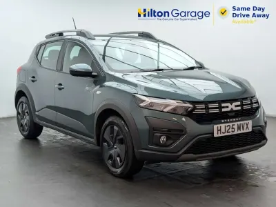 Begagnad Dacia Sandero Expression 2025 Grön Halvkombi