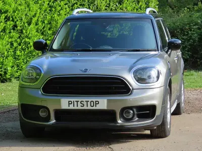 Używany Mini Cooper Countryman Classic 136 KM (100 kW) 2019 Srebrny SUV