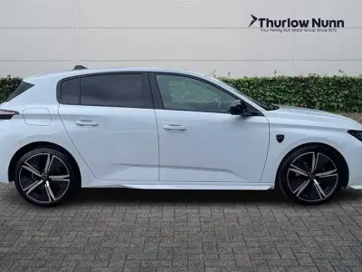 Used Peugeot 308 GT 130 HP (95 kW) 2024 White Hatchback