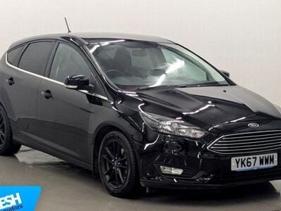 Usado Ford Focus Zetec 120 HP (88 kW) 2017 Preto Citadino