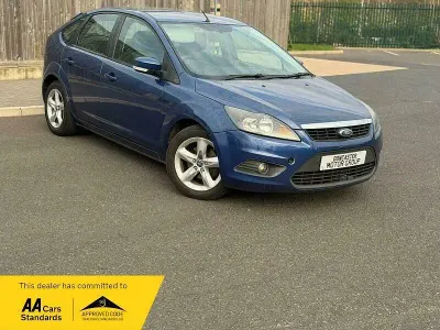 Used Ford Focus Zetec 125 HP (91 kW) 2010 Blue Hatchback