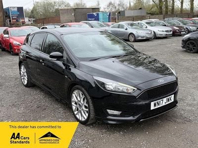 Used Ford Focus ST-Line 125 HP (91 kW) 2017 Black Hatchback