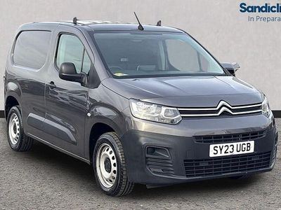 Used Citroën Berlingo 102 HP (75 kW) 2023 Grey MPV