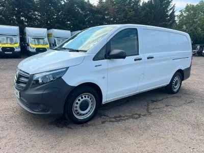 Used Mercedes e-Vito Progressive 85 kW (116 HP) 2022 White Van
