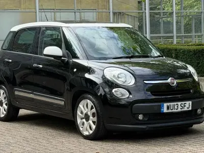 Used Fiat 500L Pop Star 105 HP (77 kW) 2013 Black and white MPV