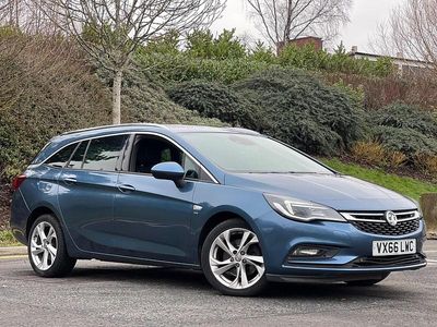 Used Vauxhall Astra SRi 136 HP (100 kW) 2016 Blue Estate