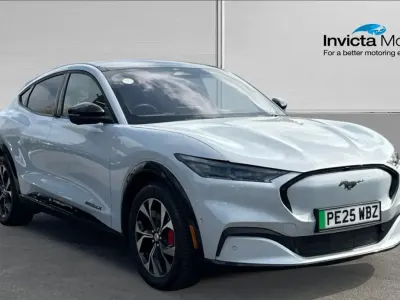 Usado Ford Mustang Mach-E Premium 216 kW (294 HP) 2025 Branco SUV