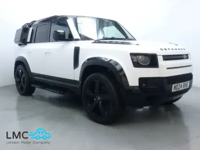 Używany Land Rover Defender HSE Dynamic 300 KM (220 kW) 2024 Biały Kombi