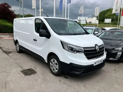 Used Renault Trafic 2023 White MPV