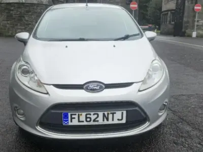 Used Ford Fiesta Zetec 82 HP (60 kW) 2012 Silver Hatchback