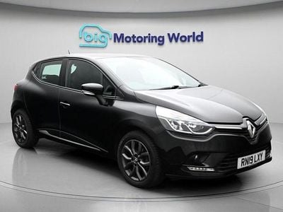 Used Renault Clio IV Play 75 HP (55 kW) 2019 Black Hatchback
