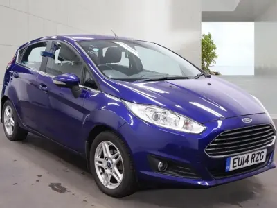 Usado Ford Fiesta Zetec 2014 Azul Citadino