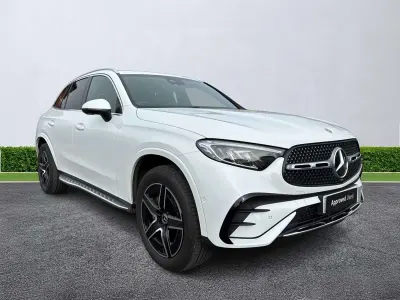 Usado Mercedes GLC300e AMG line 2025 Branco Carrinha