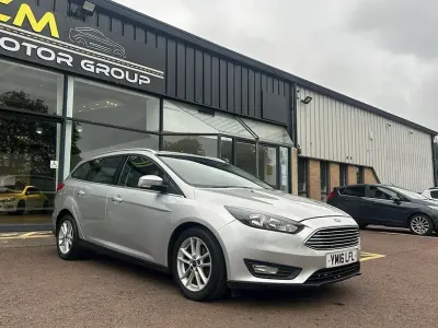 Used Ford Focus Zetec 120 HP (88 kW) 2016 Silver Estate