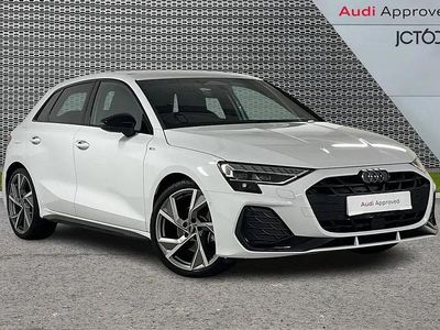 Used Audi A3 Black Edition 150 HP (110 kW) 2025 White Hatchback