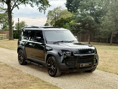 Used Land Rover Defender SE 2020 Black SUV