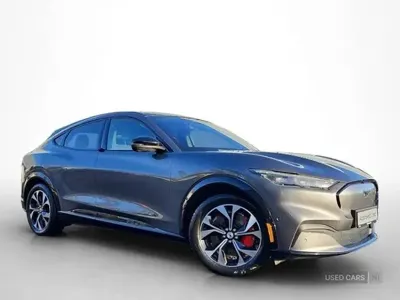 Begagnad Ford Mustang Mach-E Premium 258 kW (351 HK) 2024 SUV