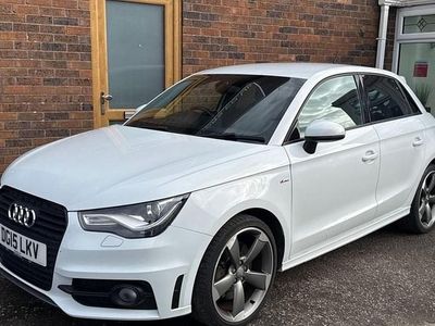 Used Audi A1 Sportback Black Edition 143 HP (105 kW) 2015 White Hatchback