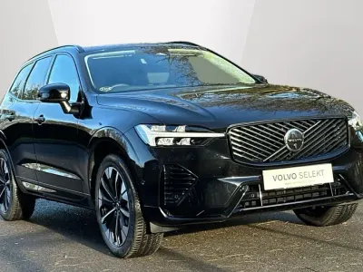 Używany Volvo XC60 Plus 250 KM (183 kW) 2025 Czarny SUV